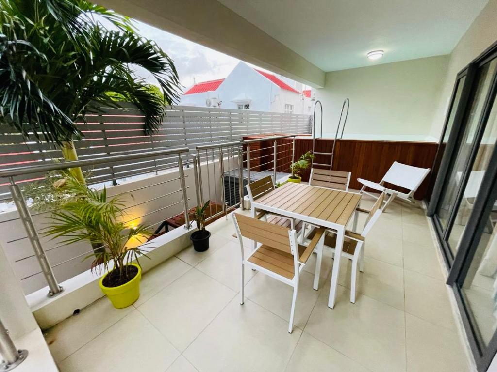Beachcove Apartment 2 Pereybere Beach Kültér fotó